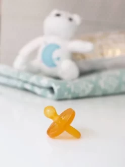 Sucette Ă Bout Rond Tout Latex 6 Mois+ SUAVINEX Naturel - Suavinex