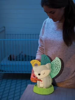 Veilleuse Projecteur Musical Renard 2 En 1 - INFANTINO Multicolore - Infantino -Baby Dreams Soldes veilleuse projecteur musical renard 2 en 1 infantino 3